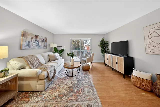 $350,000 | 55 Greentree Lane, Unit 47, Weymouth, MA 02190