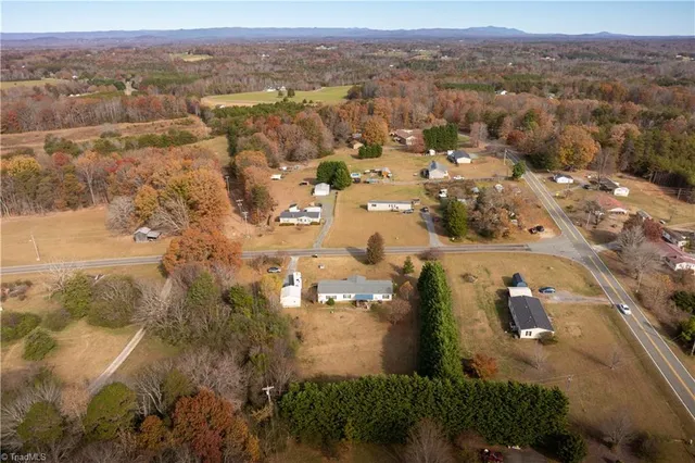 $245,000 | 1025 Mitchell Road, Pilot Mountain, NC 27041