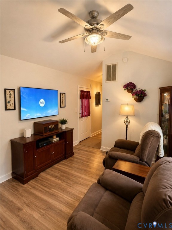 13613 Bundle Road Chesterfield, VA 23838 - Photo 9 of 37 Vaulted ceiling featuring a ceiling fan with integ