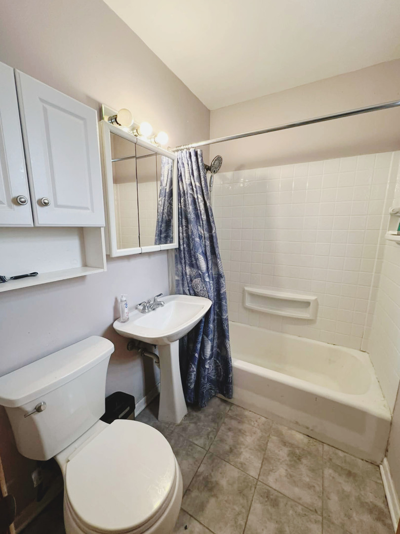 4105 Maple Avenue Berwyn, IL 60402 - Photo 9 of 13