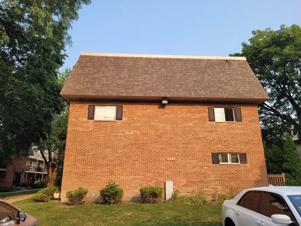 $1,550 | 2402 West Algonquin Road, Unit 9, Rolling Meadows, IL 60008