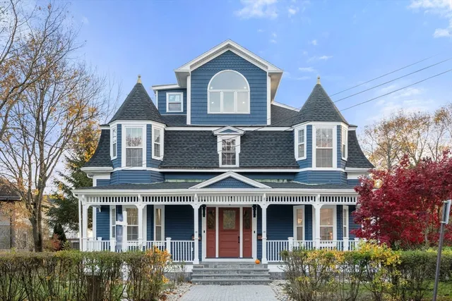 $3,898,000 | 10 Washington Park, Newton, MA 02460