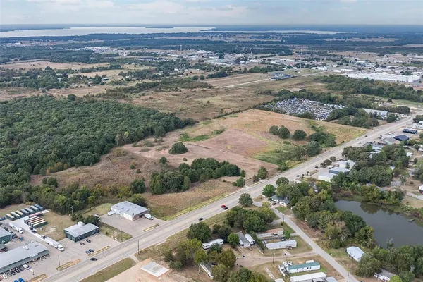 an aerial view of a house with a outdoor space