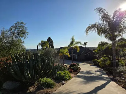 $1,398,747 | 1655 Colina Vista, Fallbrook, CA 92028