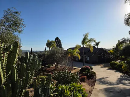 $1,398,747 | 1655 Colina Vista, Fallbrook, CA 92028