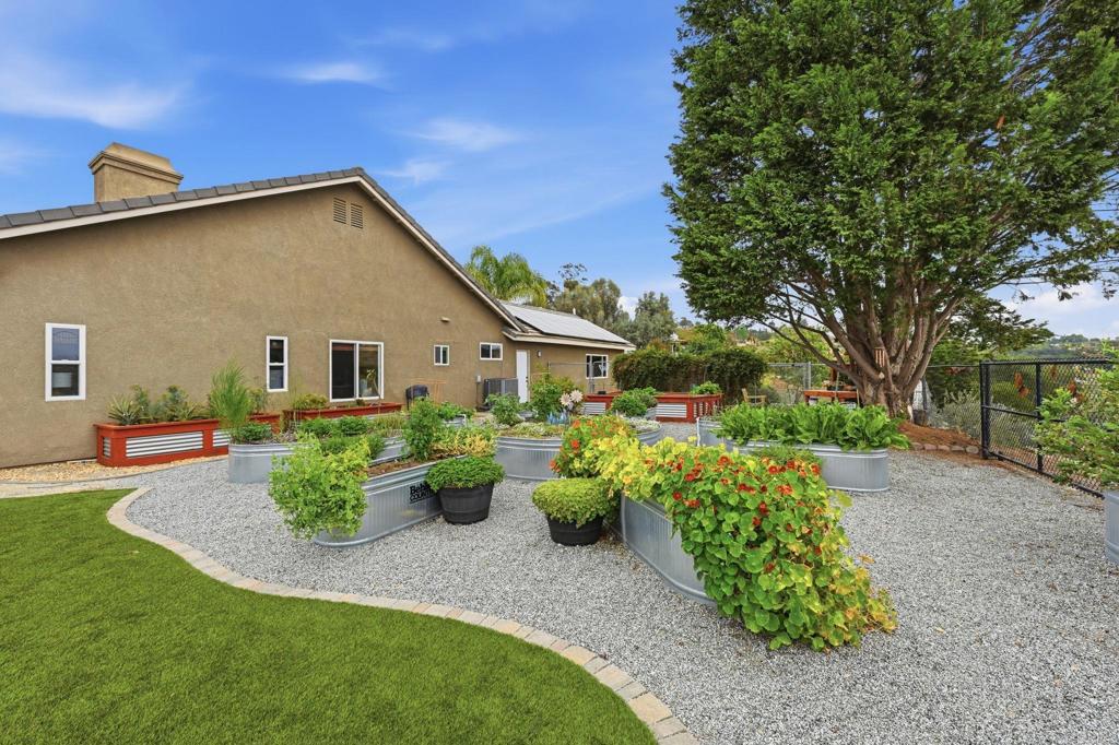 1655 Colina Vista Fallbrook, CA 92028 - Photo 43 of 63 a view of a house with backyard and sitting area