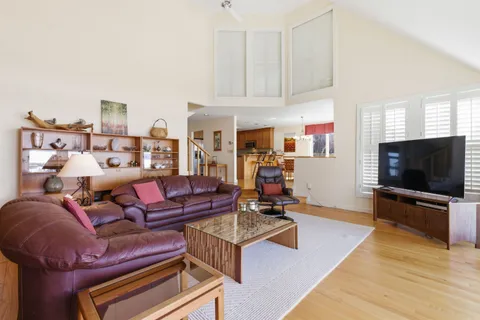 $1,690,000 | 9 Starboard Lane, Unit 1, Moultonborough, NH 03254