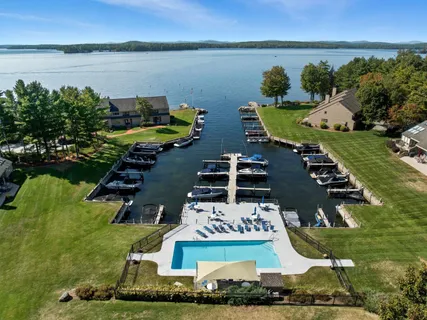 $1,690,000 | 9 Starboard Lane, Unit 1, Moultonborough, NH 03254