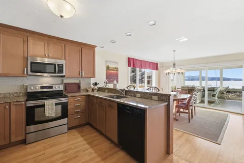 $1,690,000 | 9 Starboard Lane, Unit 1, Moultonborough, NH 03254