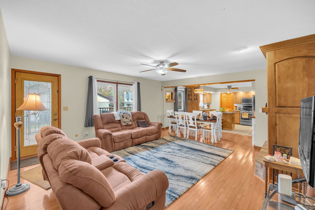 1123 Buckeye Lane Decatur, IL 62521 - Photo 6 of 27 Gallery Image 6