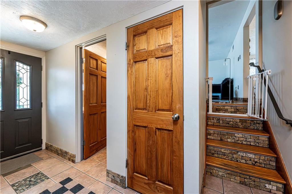 765 Robbins Station Road Irwin, PA 15642 - Photo 29 of 33