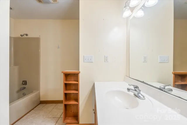 $500,000 | 89 Quiet Pond Lane, Pisgah Forest, NC 28768