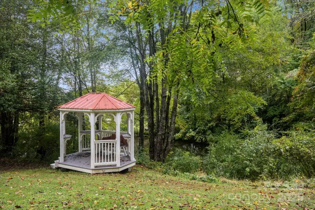 $500,000 | 89 Quiet Pond Lane, Pisgah Forest, NC 28768