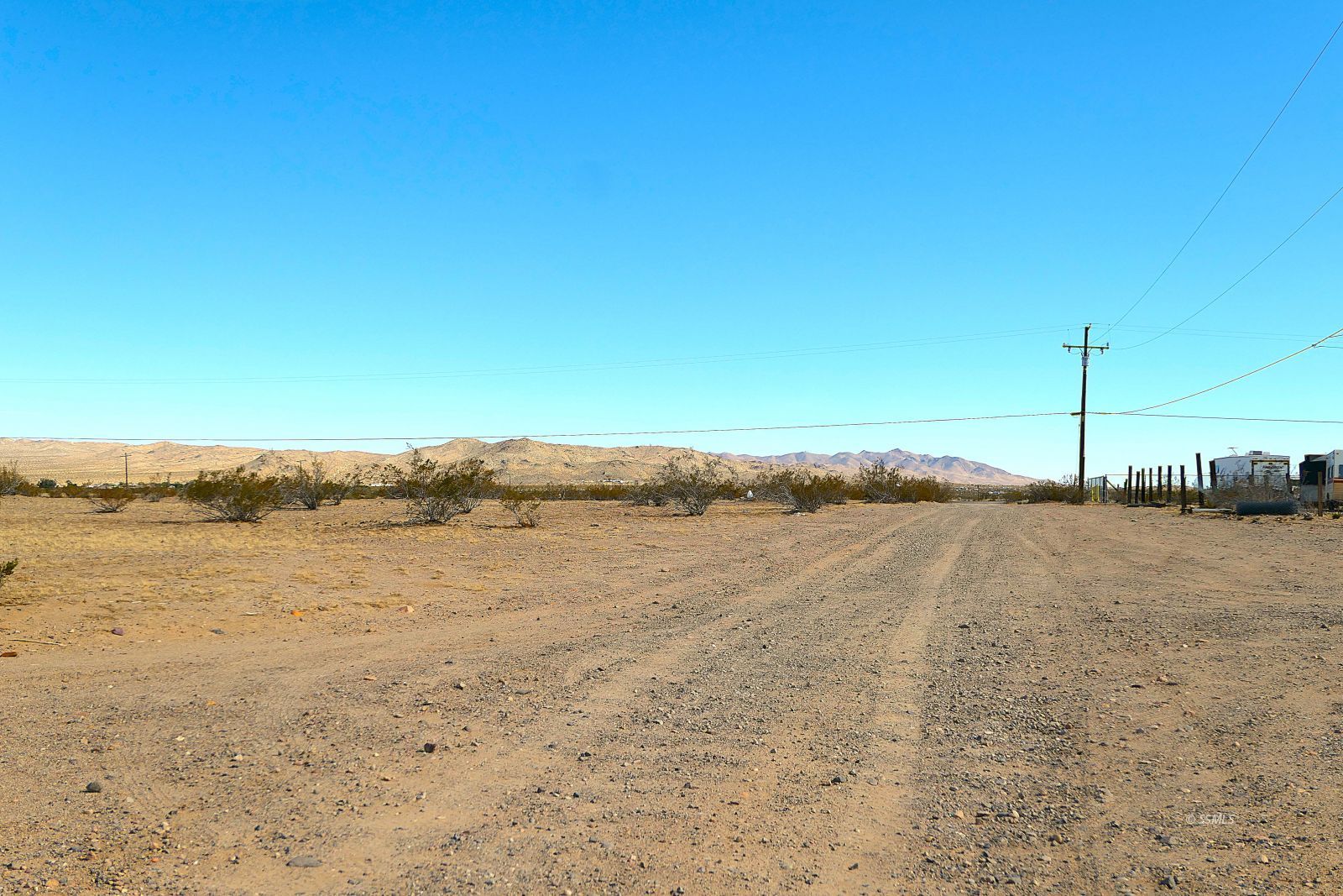 508-052-32 Primavera Street Ridgecrest, CA 93555 - Photo 12 of 20