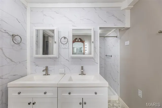 $159,900 | 371 Massachusetts Street, Qulin, MO 63961