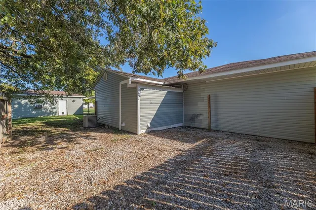 $159,900 | 371 Massachusetts Street, Qulin, MO 63961