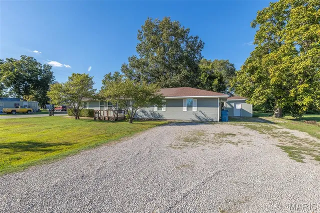 $159,900 | 371 Massachusetts Street, Qulin, MO 63961