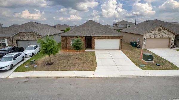 $298,000 | 20009 Huckleberry Street, Lytle, TX 78052