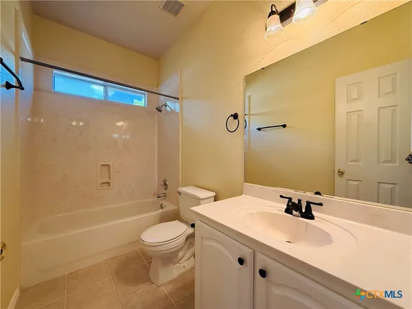 $2,450 | 109 West Great Plains Trail, Harker Heights, TX 76548