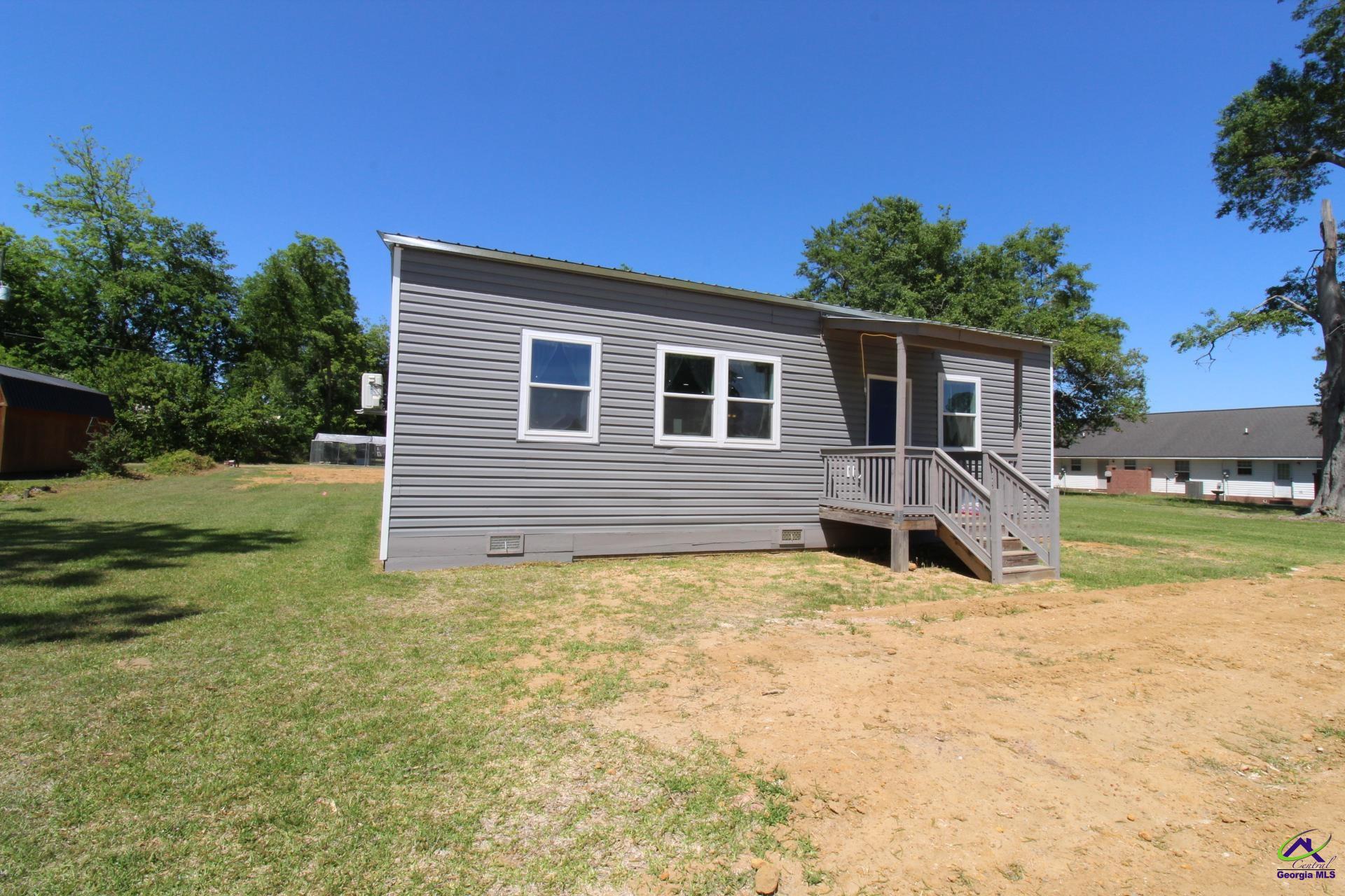 218 6th Avenue Rochelle, GA 31079 - Photo 3 of 22