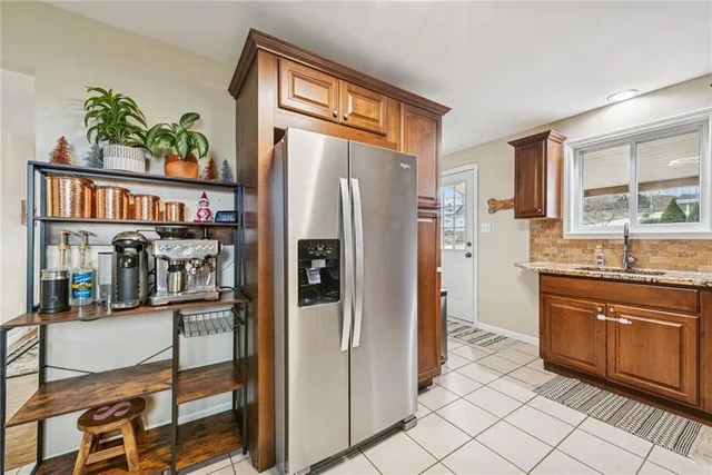 $224,900 | 1000 Colfax Street, Springdale, PA 15144