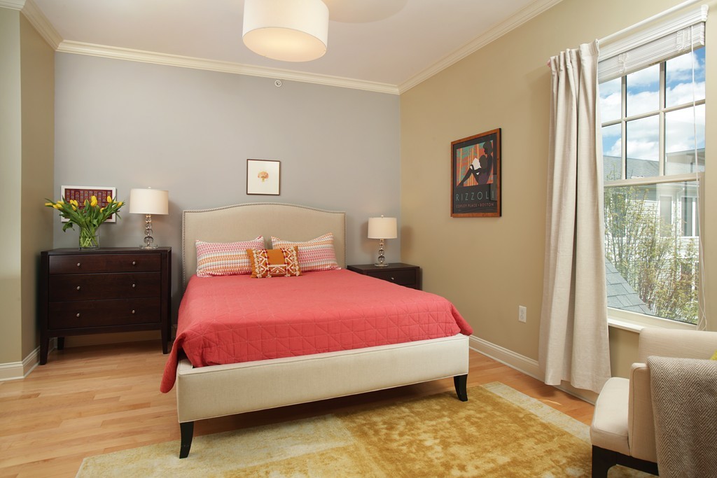 111 Crowninshield Road, Unit 111 Brookline, MA 02446 - Photo 7 of 11 Gallery Image 7