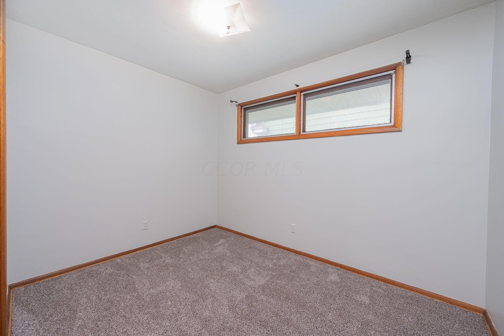2182 Ferris Road Columbus, OH 43224 - Photo 21 of 40 21-web-or-mls-2182 Ferris Rd-21