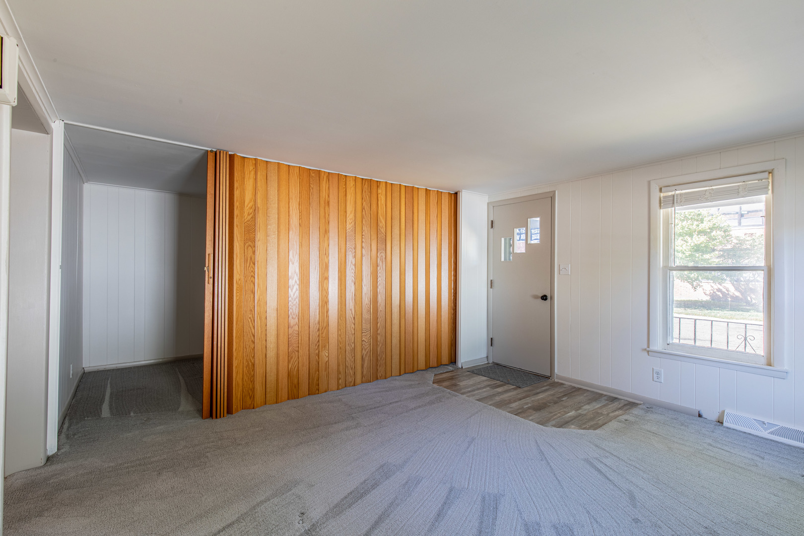 9 South Randolph Street Princeton, IL 61356 - Photo 6 of 26 an empty room with windows