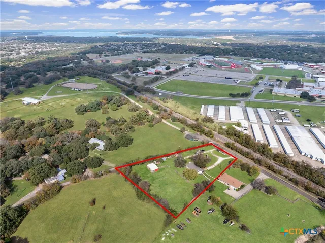 $350,000 | 2228 University Drive, Belton, TX 76513