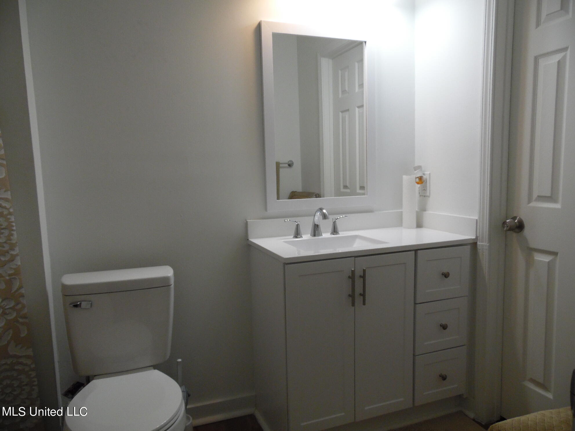 2313 Hickory Drive Jackson, MS 39204 - Photo 12 of 13 SAM_0018