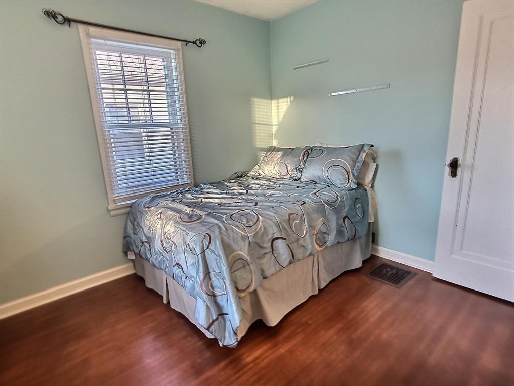 1640 Maple Street Columbus, IN 47201 - Photo 16 of 31 Gallery Image 16