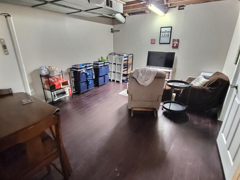 1640 Maple Street Columbus, IN 47201 - Photo 25 of 31 Gallery Image 25