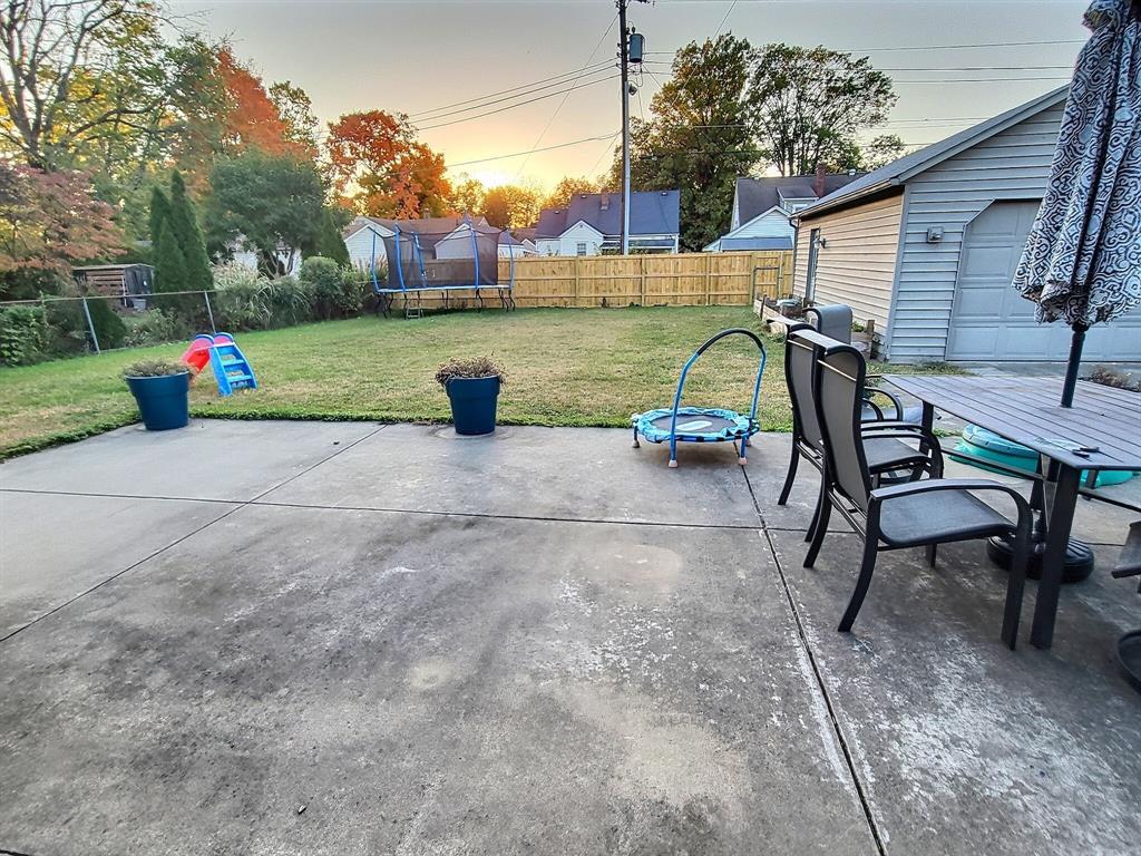 1640 Maple Street Columbus, IN 47201 - Photo 27 of 31 Gallery Image 27