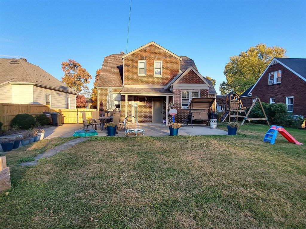 1640 Maple Street Columbus, IN 47201 - Photo 30 of 31 Gallery Image 30
