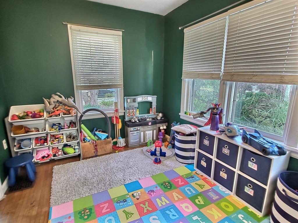 1640 Maple Street Columbus, IN 47201 - Photo 9 of 31 Gallery Image 9