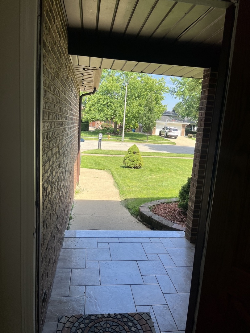 1212 Honey Hill Road Addison, IL 60101 - Photo 12 of 44