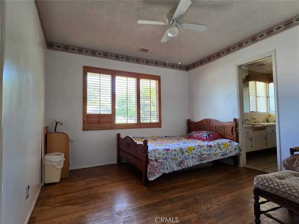 504 Sharon Road Arcadia, CA 91007 - Photo 6 of 6 a bedroom with bed and window