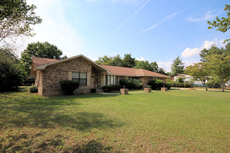 5348 Hillcrest Road Crestview, FL 32539 - Photo 2 of 40 i-zxFVWqH-L