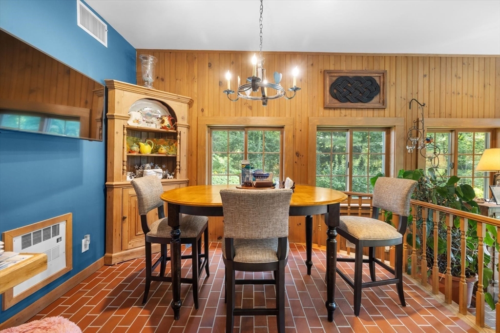 112 Farm Road Sherborn, MA 01770 - Photo 8 of 35 Gallery Image 8