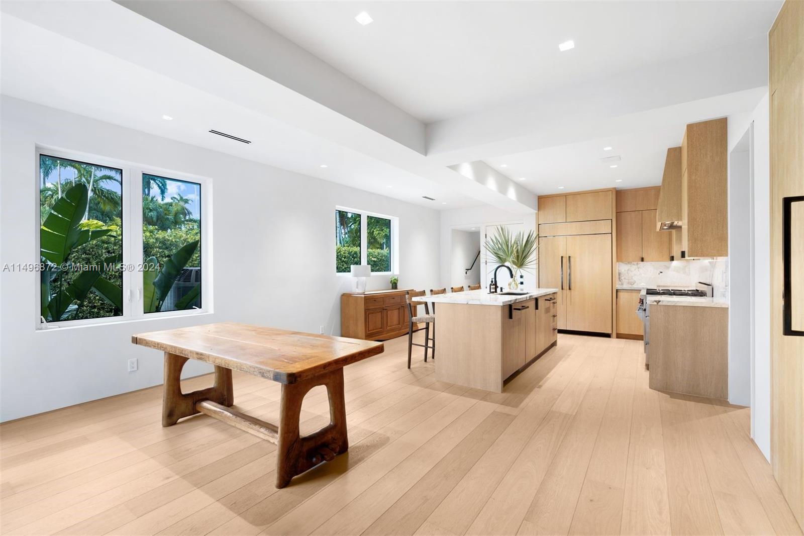 2770 Sunset Drive Miami Beach, FL 33140 - Photo 13 of 56