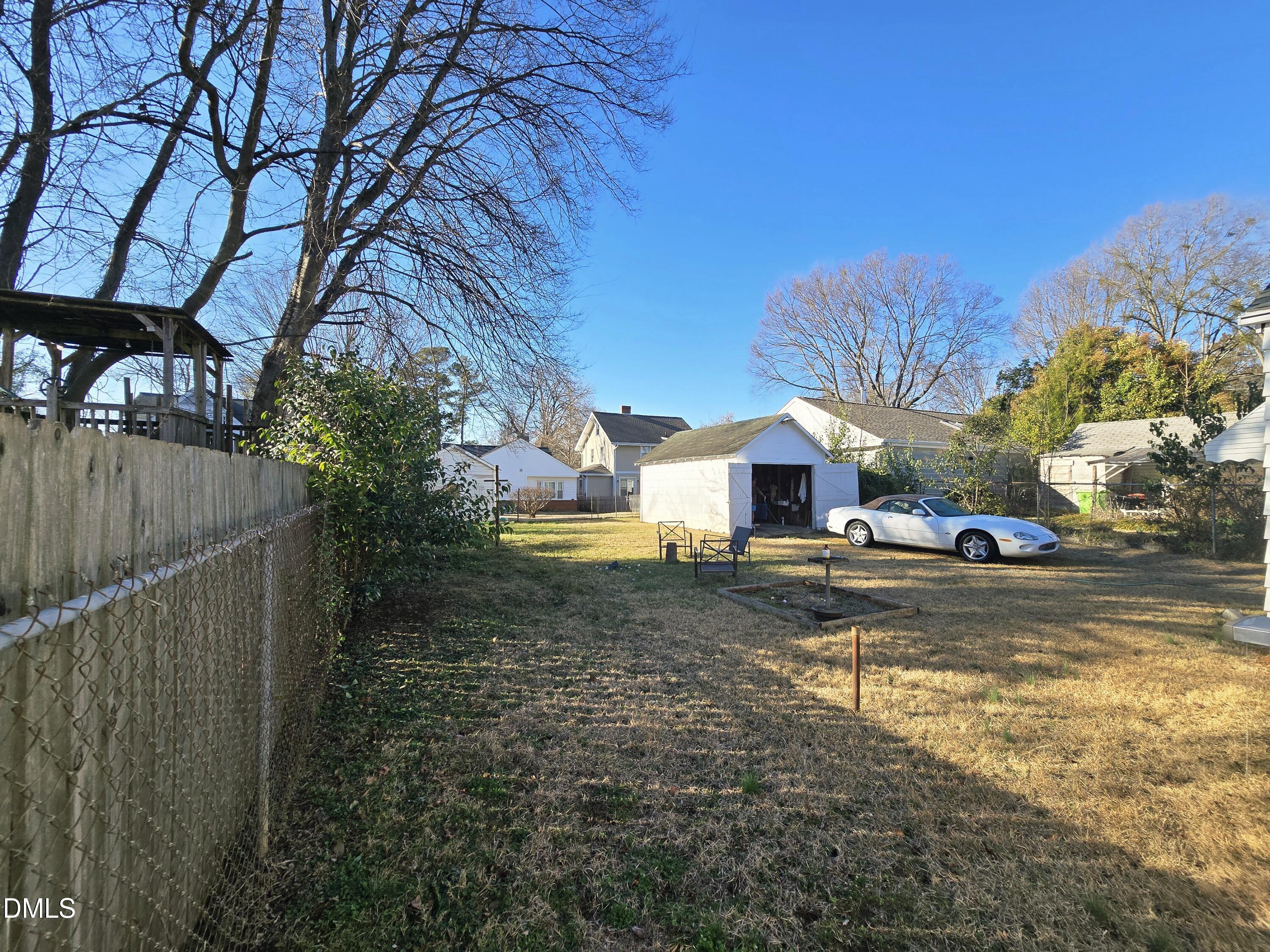404 Bickett Boulevard Raleigh, NC 27608 - Photo 5 of 9 1000057283