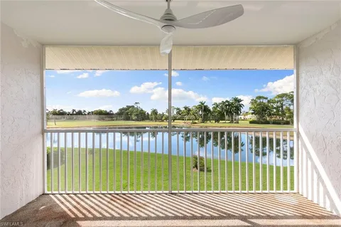 $2,400 | 520 Augusta Boulevard, Unit B204, Naples, FL 34113