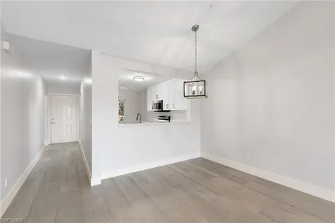 $2,400 | 520 Augusta Boulevard, Unit B204, Naples, FL 34113