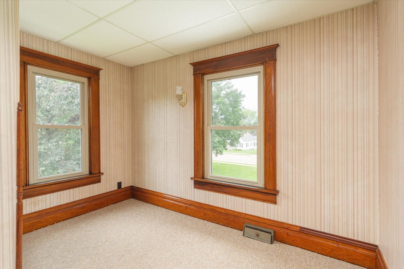 443 East Peru Street Princeton, IL 61356 - Photo 20 of 44 a view of a room with a large window