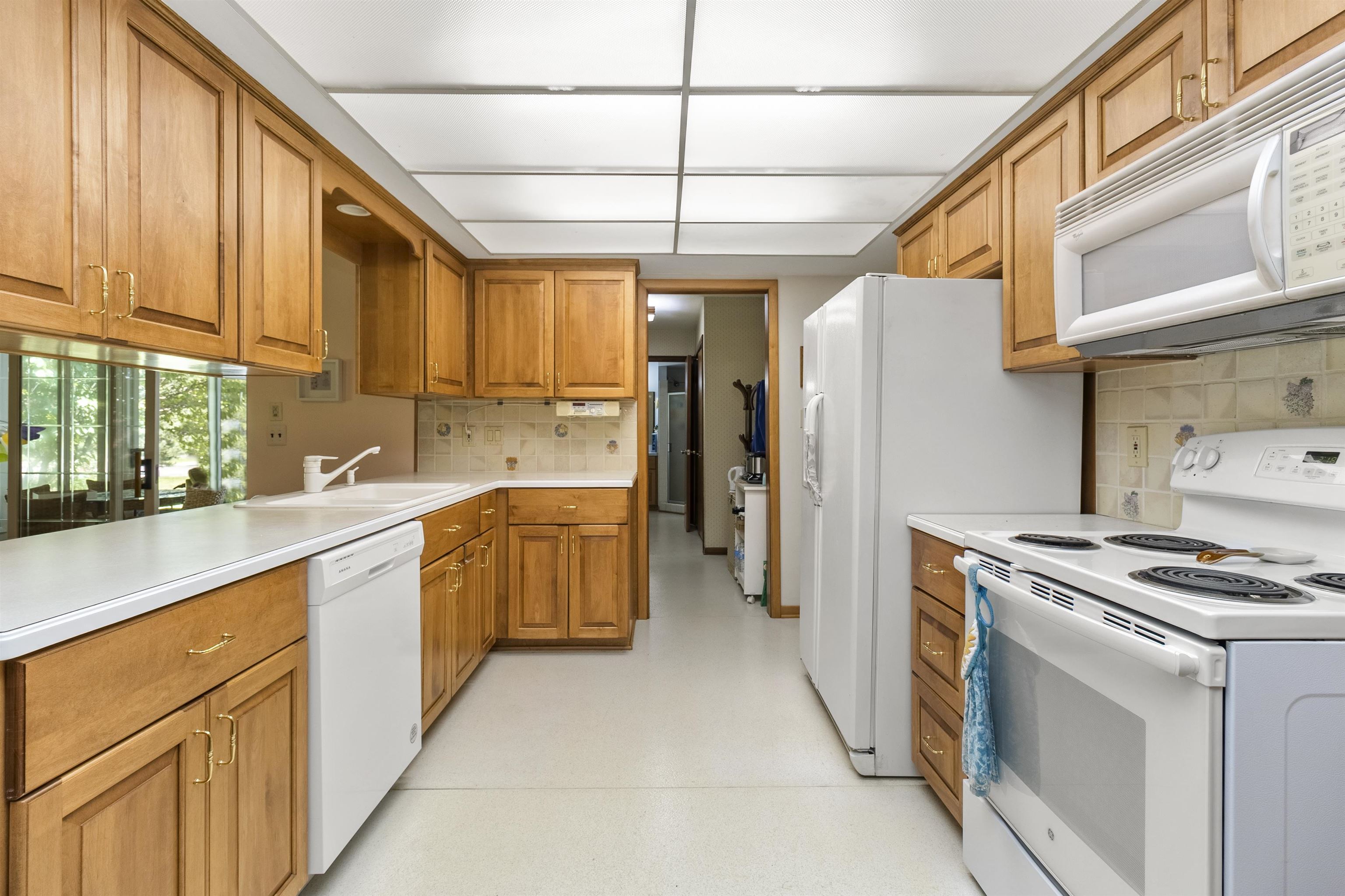 14701 22 Mile Road Utica, MI 48315 - Photo 11 of 44 50119676-10.JPG