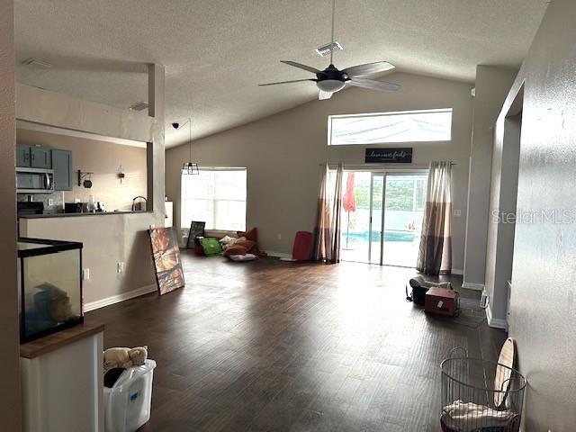 954 Durango Loop Street Davenport, FL 33897 - Photo 5 of 13