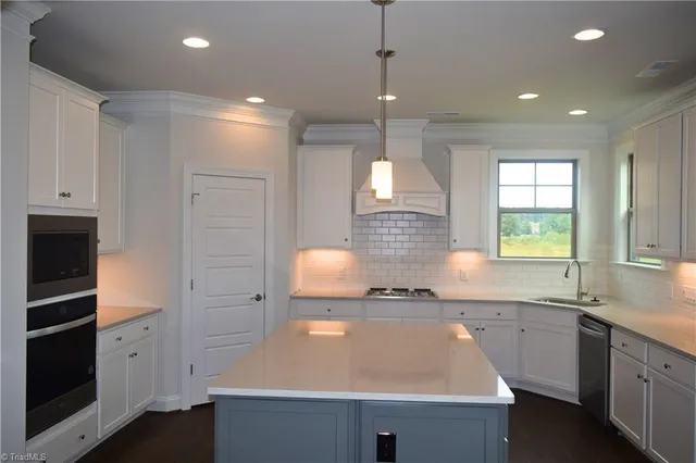 $712,843 | 8108 Simon Drive, Stokesdale, NC 27357