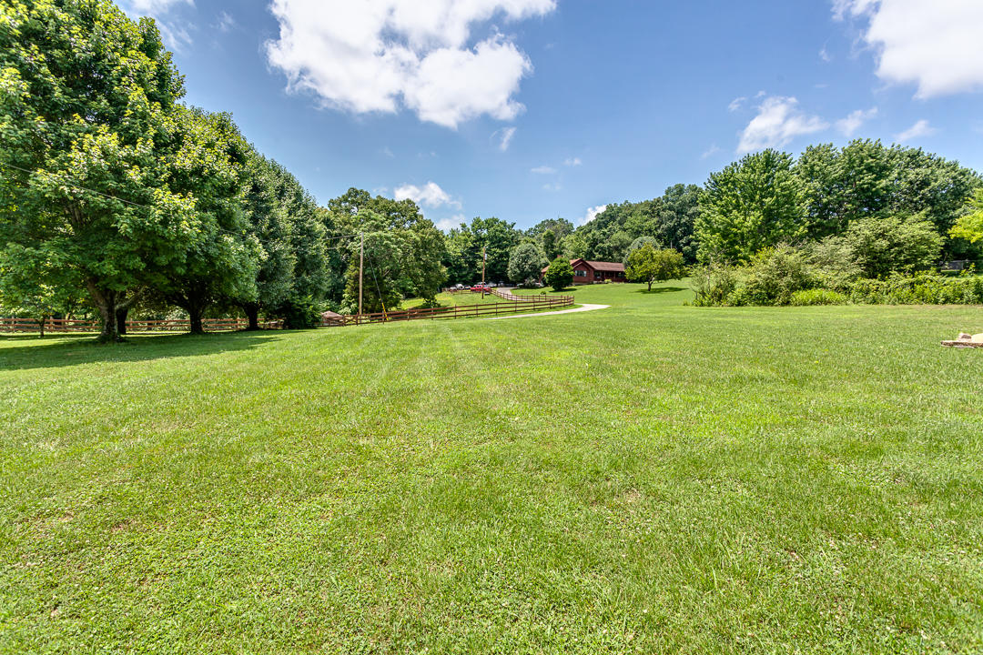 149 Pleasant View Loop Clinton, TN 37716 - Photo 39 of 40 046180629-2-149PleasantViewLoopClintonTN