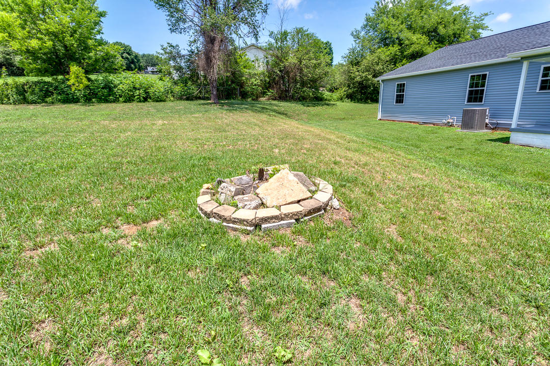 149 Pleasant View Loop Clinton, TN 37716 - Photo 40 of 40 047180629-2-149PleasantViewLoopClintonTN