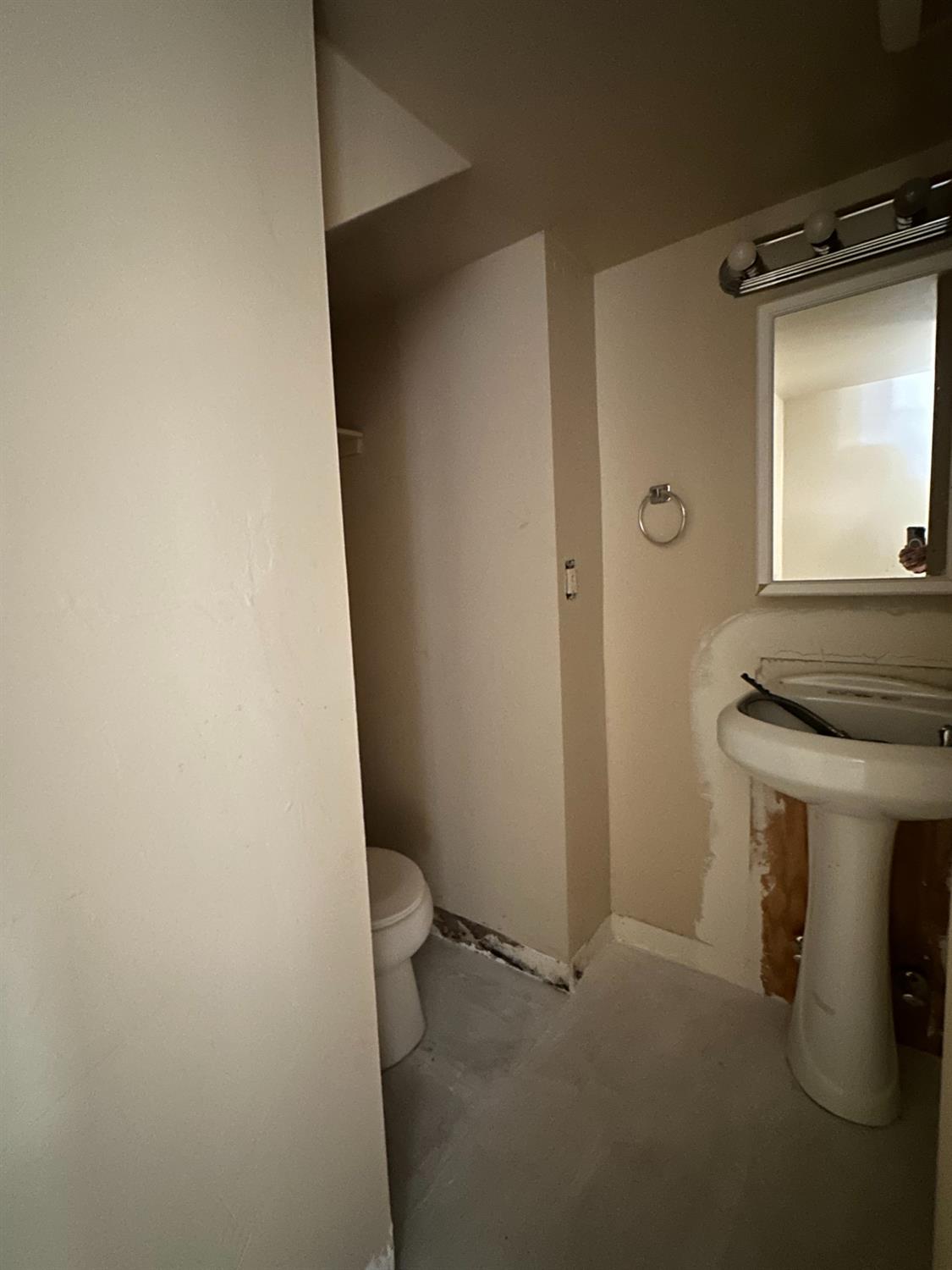 230 North 3rd Street Patterson, CA 95363 - Photo 26 of 70